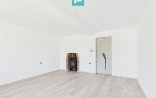 Casă renovată cu 3 camere în Battonya - Poză 11
