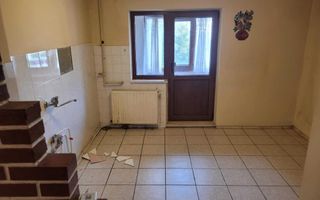 Apartament 2 camere Micro 17, etajul II, zona pietei, stil Carpati - Poză 1