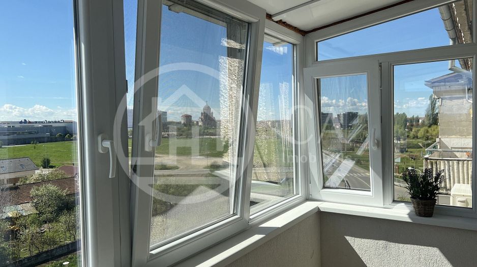 Apartament cu 3 camere de inchiriat in zona Lotus Center Oradea - Poză 3