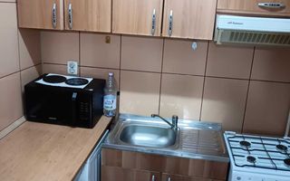 Garsonieră de închiriat, Târgu Mureș, str. 22 decembrie, în apropiere de UMF - Poză 2