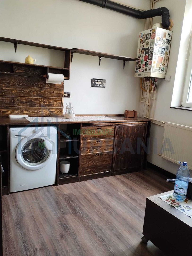 Garsonieră cu mansardă în Copou, lângă Liceul Negruzzi, Iași – 450 € - Poză 2