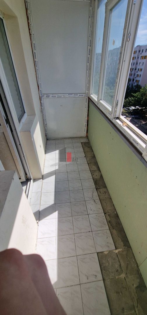 APARTAMENT DE 2 CAMERE BARCA - Poză 2