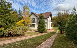 Casa individuală cu teren de 1400 mp, Salicea