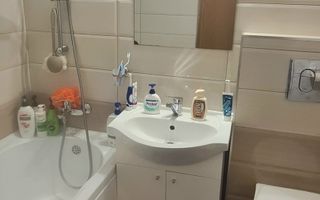 Apartament cu trei camere, zona Astra 47 mp - Poză 10