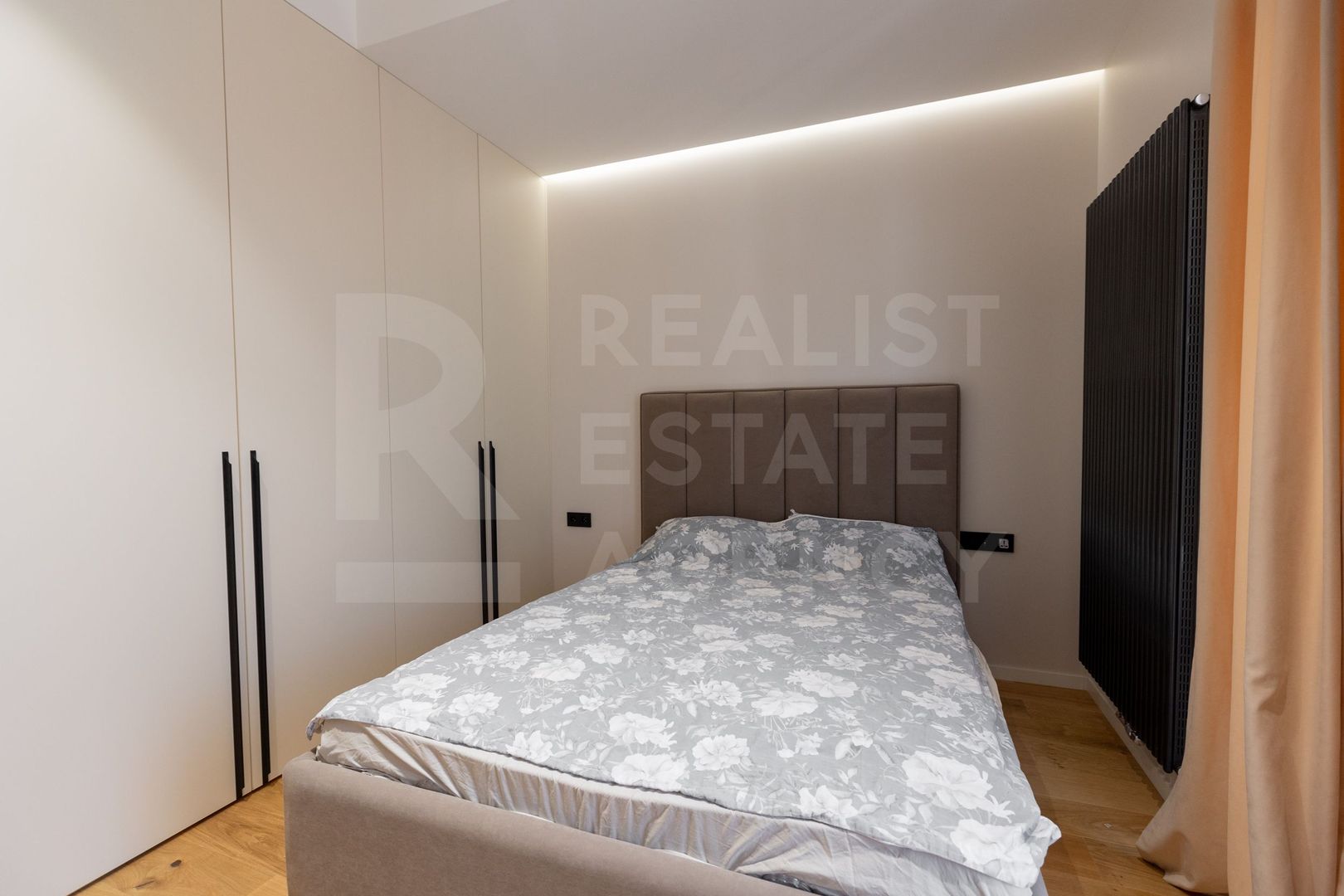 Chirie, casă, 2 nivele, 4 camere, str. Bujorilor, Centru - Poză 15
