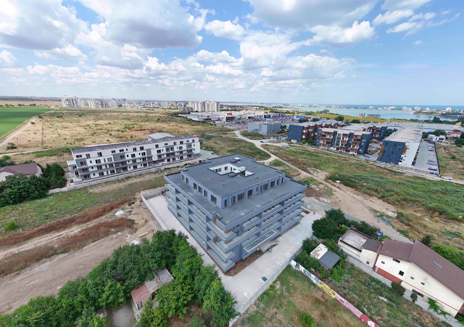 Tomis Nord/Carrefour-Apartament 3 camere decomandate, bloc nou. - Poză 16