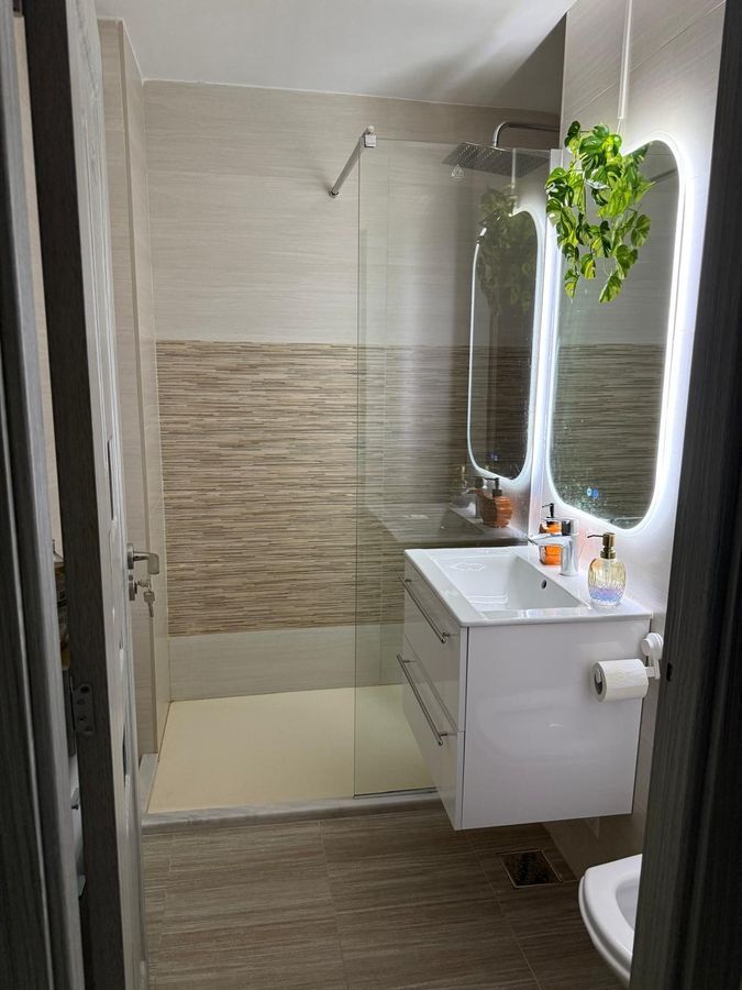 Apartament 3 camere de vanzare, Parc Sebastian - Poză 8