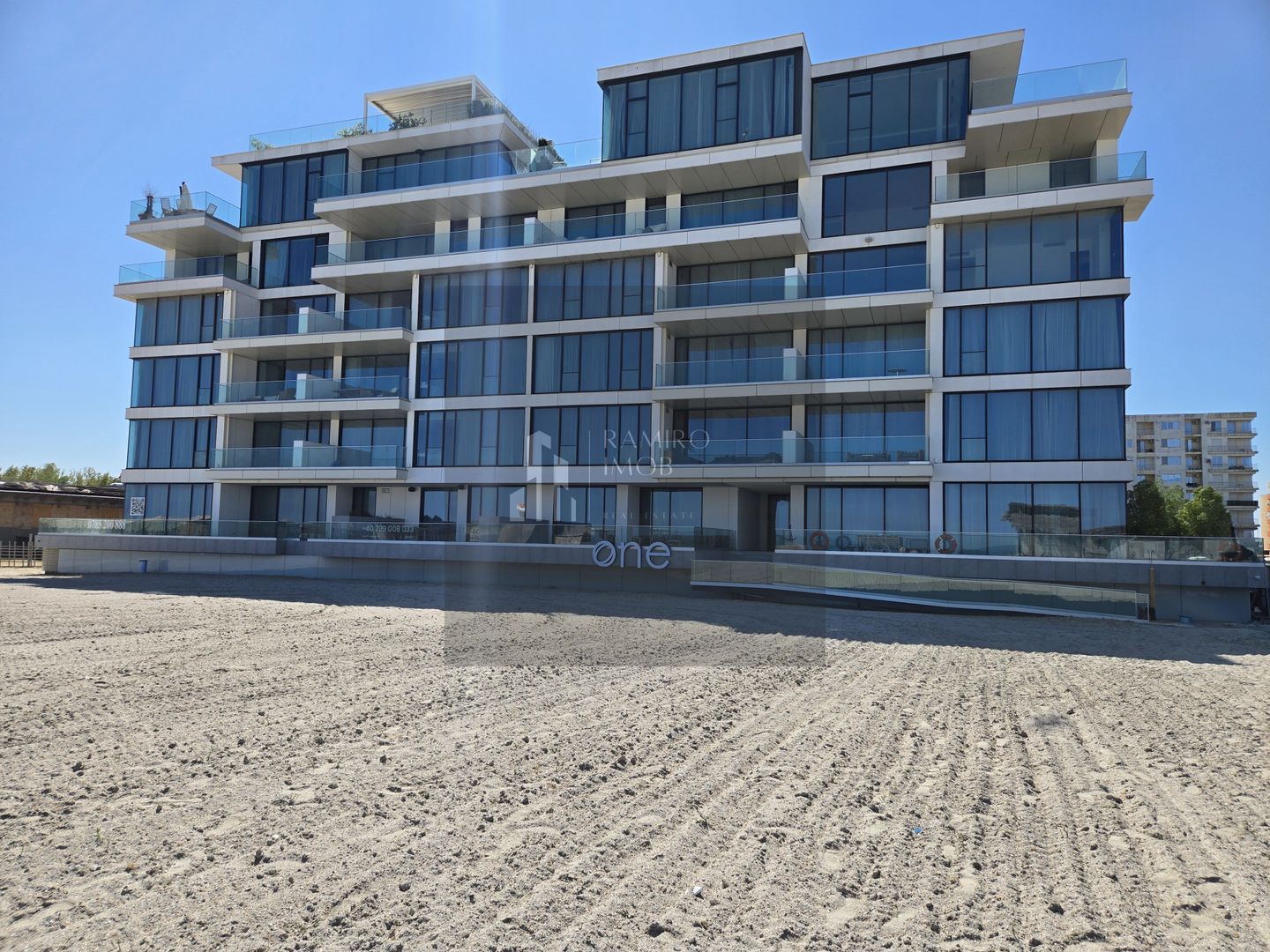 Apartament 3 camere - ONE Mamaia - etaj 1 -Aleea Lamia - Poză 2