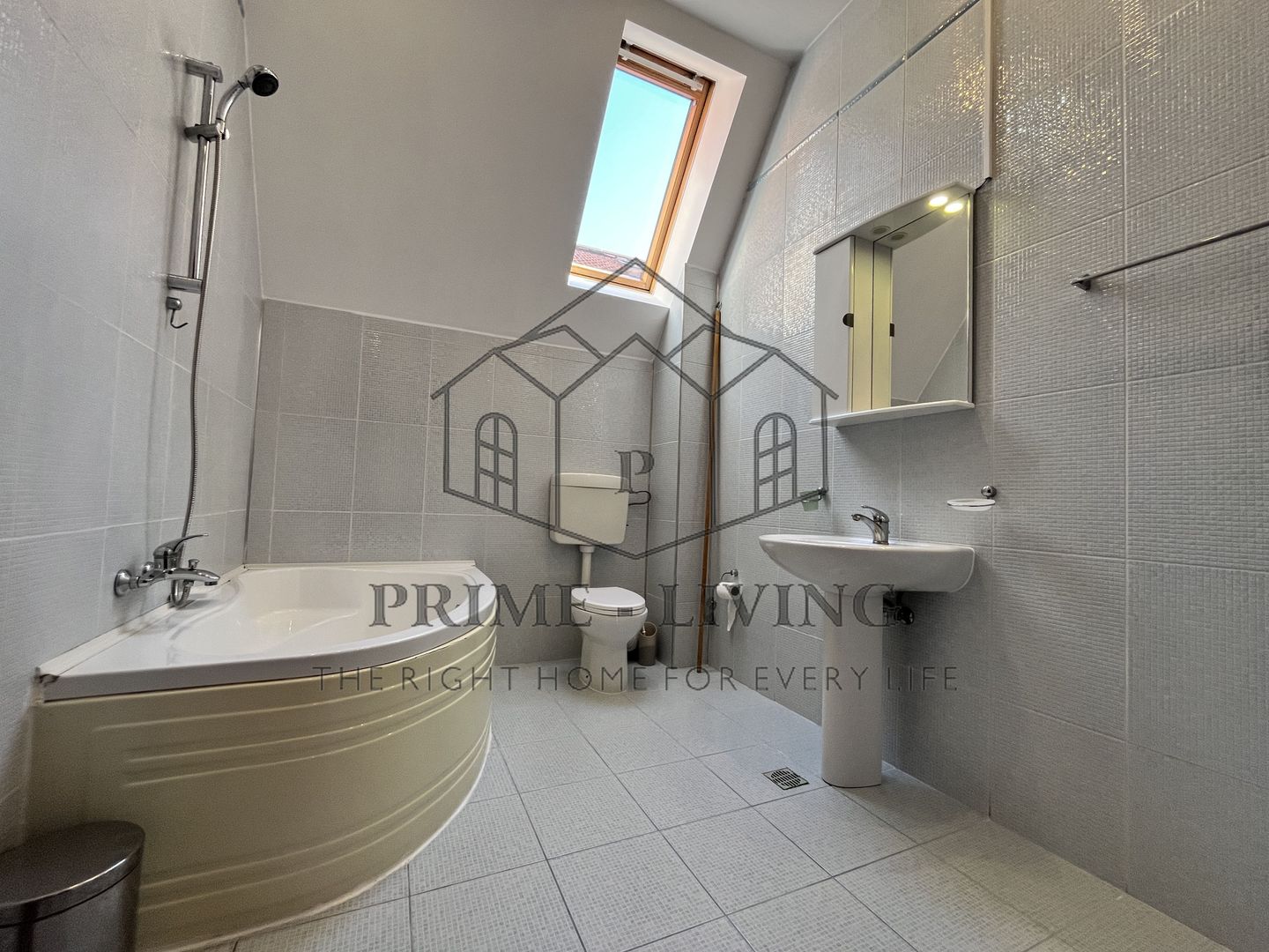 VILA EXTRAORDINARĂ CU 6 CAMERE LA INCHIRIERE LANGA BRITISH SCHOOL - Poză 8