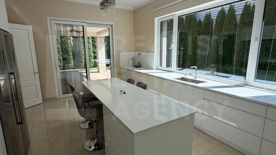 Chirie, casă, 4 camere, str. Cireșilor, Centru - Poză 6
