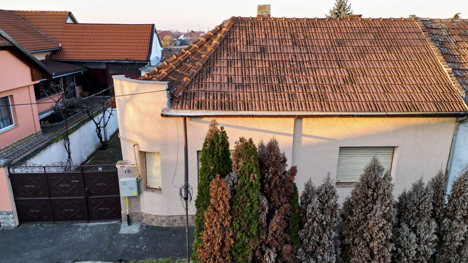 Casă cochetă de vânzare cu 3 camere în zona Gai - Poză 1