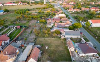 Teren cu Proiect și Autorizație Construcție - Poză 1