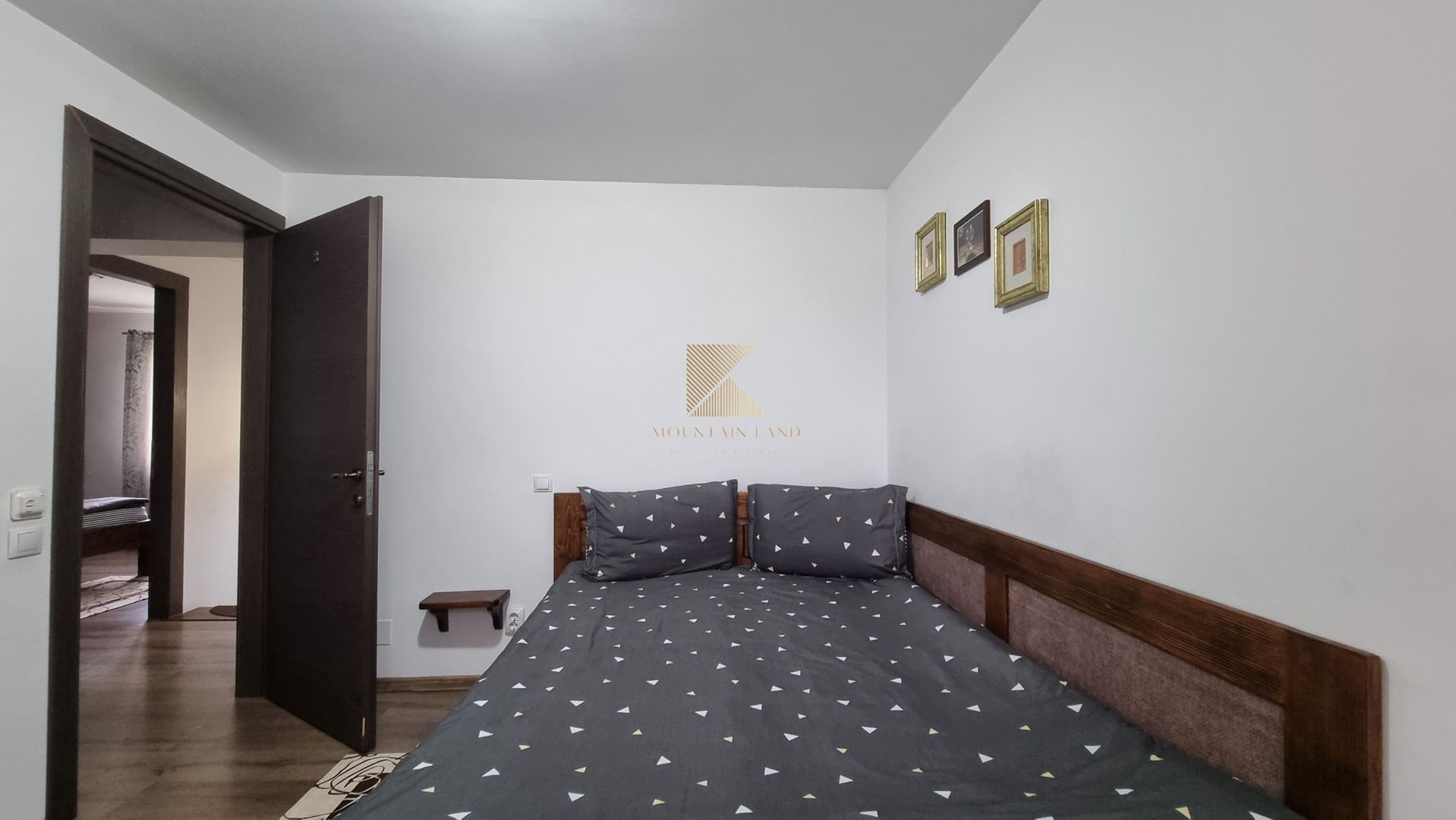 Complex turistic și proprietate deosebită de vânzare în Valea Dobârlău - Poză 15