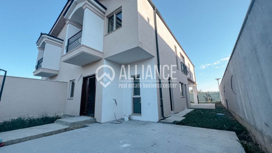 TOMIS PLUS (COD 05)Casa Premium Intr-un Cartier Nou  Liniste, - Poză 36