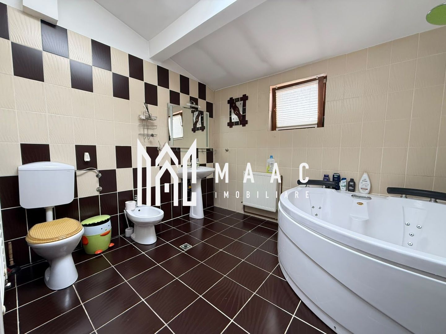 Apartament 4 camere | 130mp | 2 Bai | 2 Balcoane | V. Aaron - Poză 6