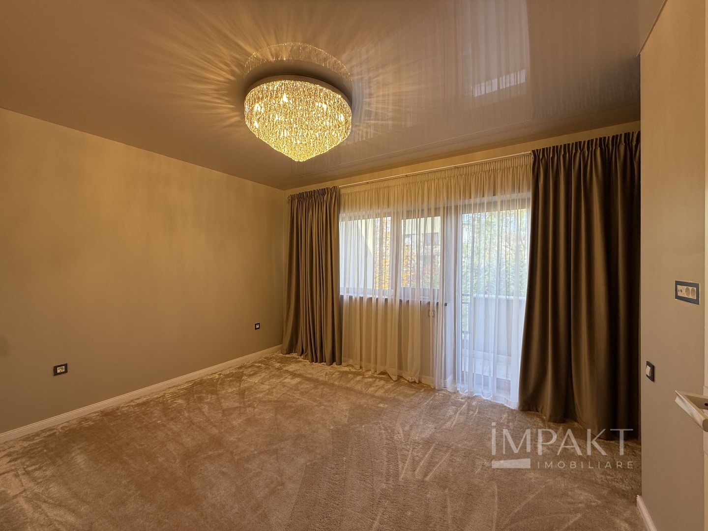 Cvadruplex  4 camere cu garaj in cartierul Buna Ziua ! - Poză 17