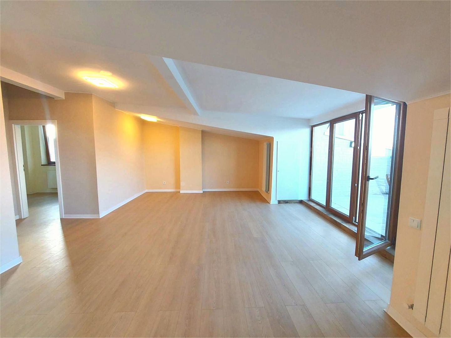 Penthouse 3 camere, 105 mp, terasa 15 mp, zona Eminescu, bloc nou - Poză 7
