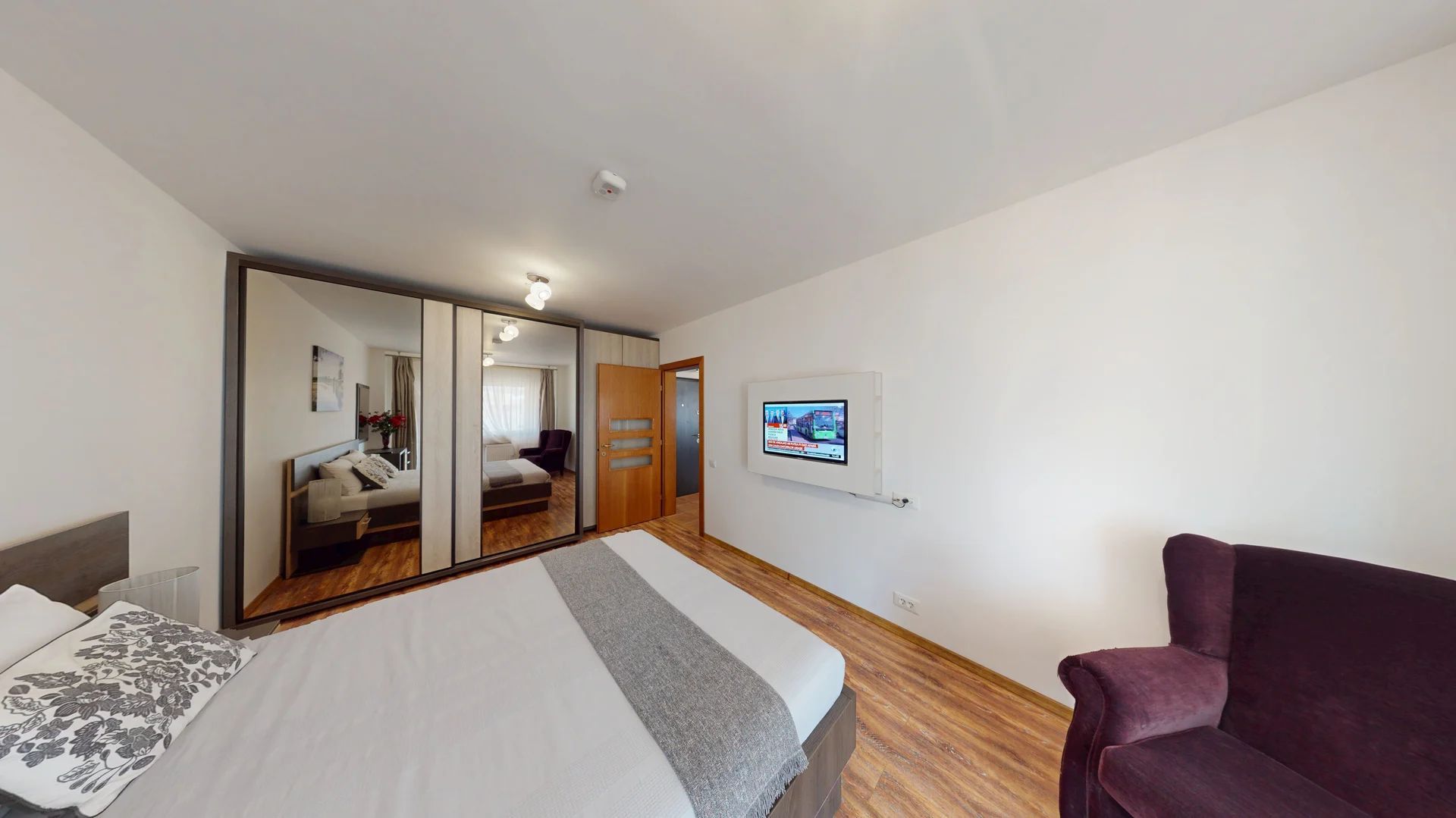 Apartament 3 camere Racadau -zona Pieteonala - Poză 7