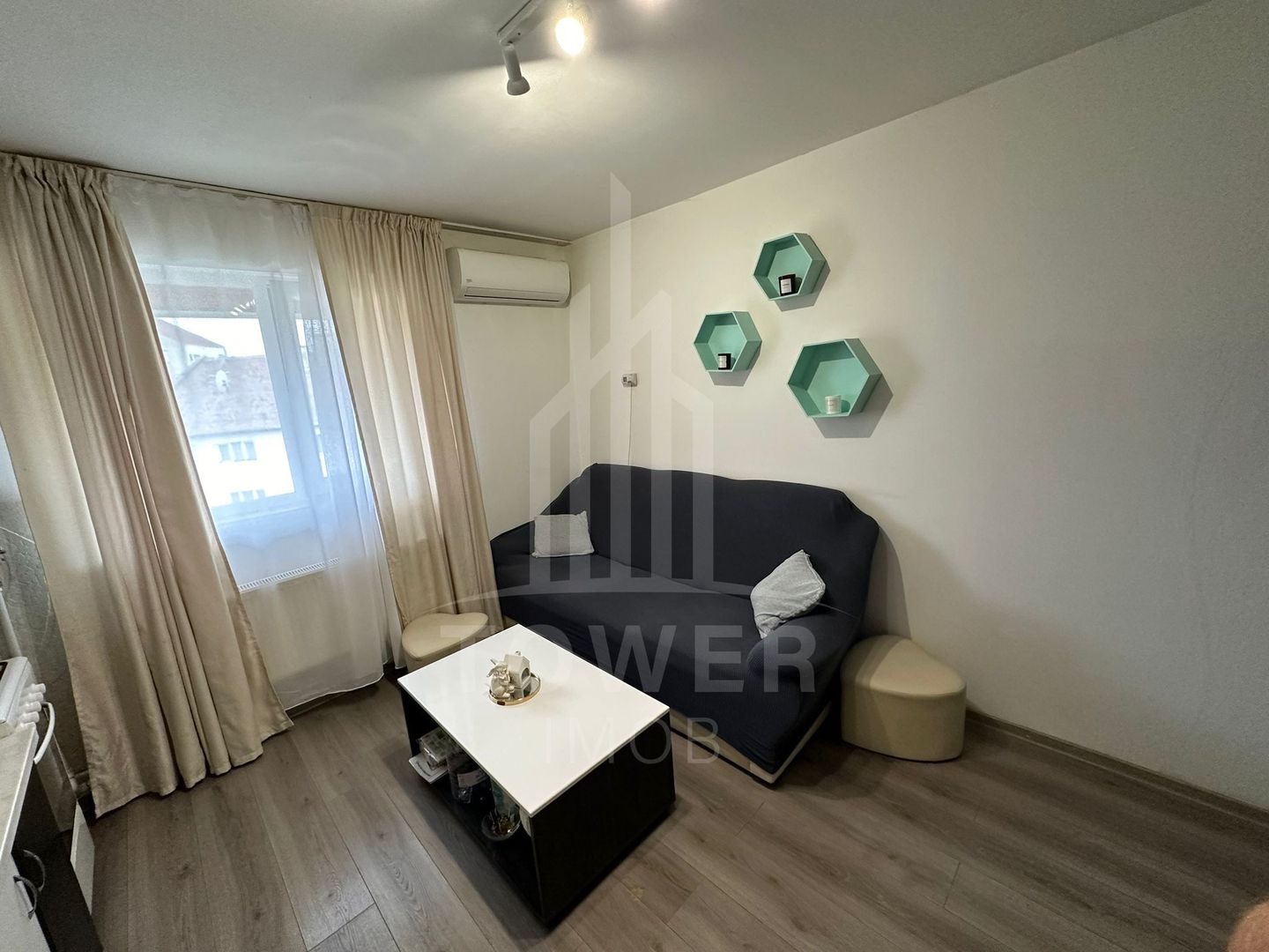 Apartament la mansardă complet mobilat și utilat Terezian - Poză 5