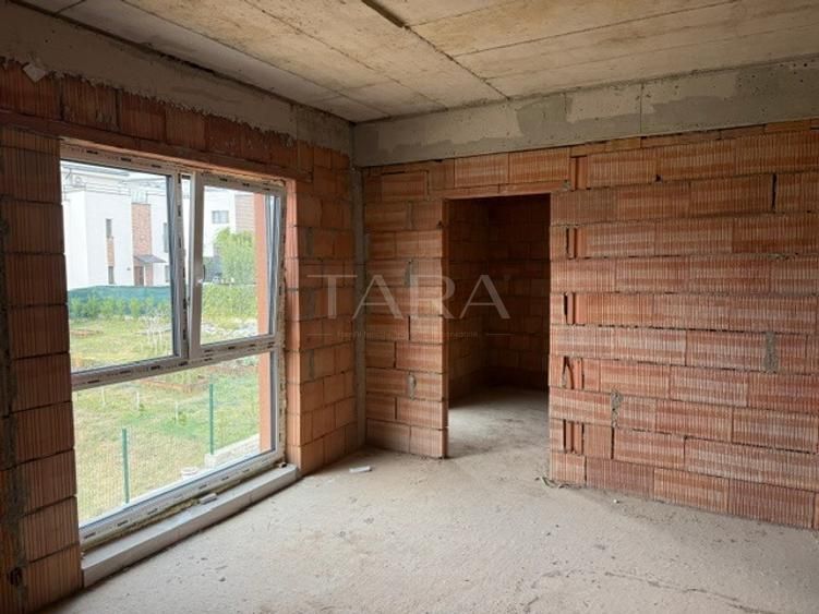 Duplex cu 4 camere, mansardă și curte proprie, zona Iris - Poză 4