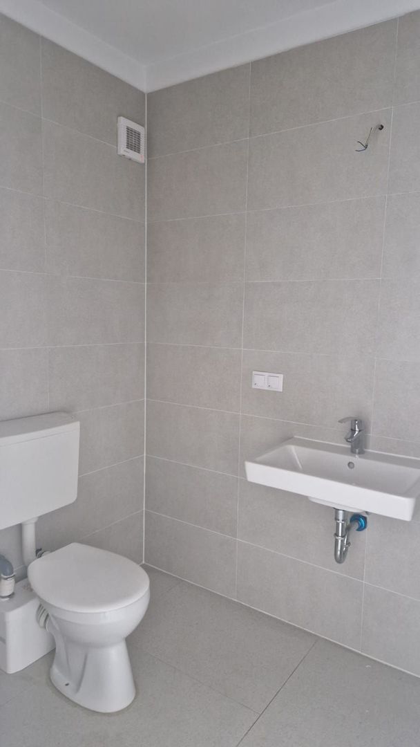 Spațiu comercial în Coresi Avantgarden - Kasper - Poză 4