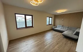 Duplex cu camera pe parter - Poză 32