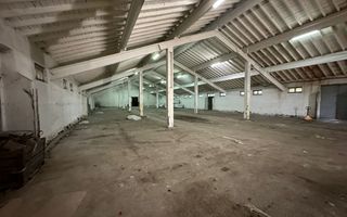 Spatiu industrial de inchiriat/vanzare/ 2052mp/ Zona Ernei - Poză 8