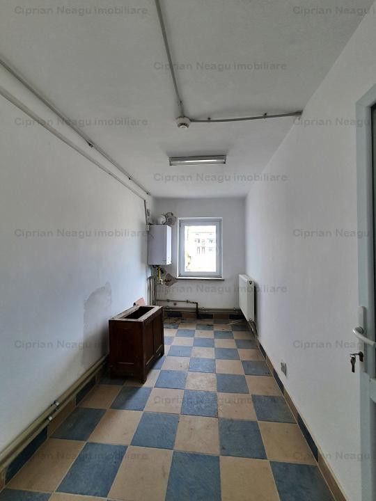 Hala De Inchiriat, zona Depozitelor Pitesti - Poză 37