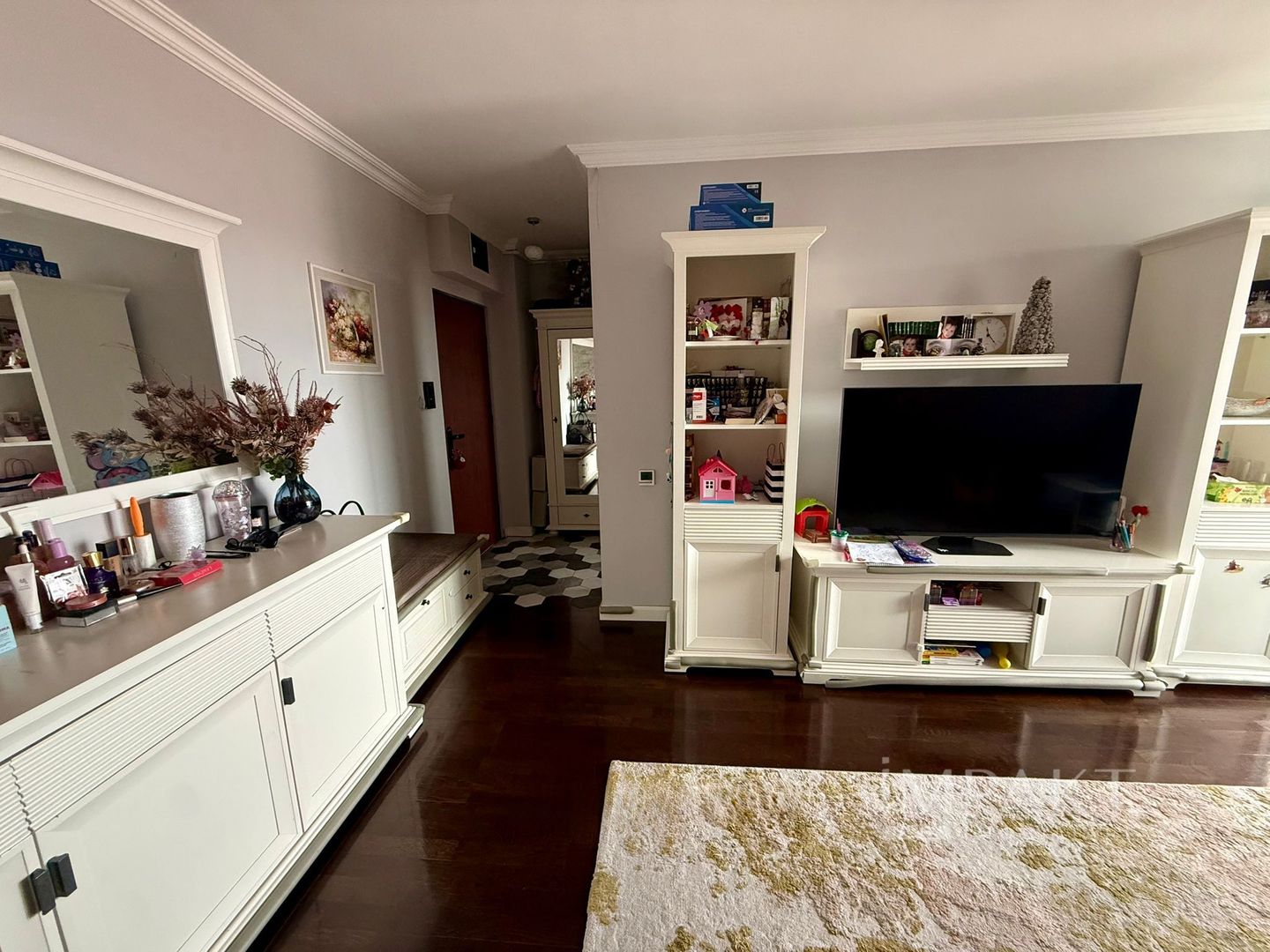 Apartament modern cu 2 camere, garaj si boxa in cartierul Buna Ziua - Poză 3