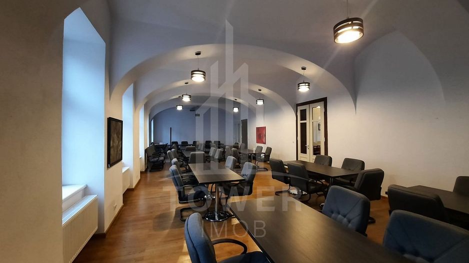 Spațiu de birouri de închiriat în Sibiu - 148 mp | Zonă Ultracentrală - Poză 1