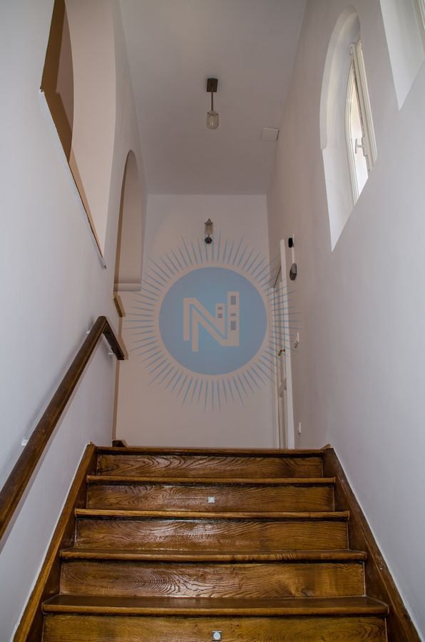 Etaj 1 plus mansarda in vila - Poză 7