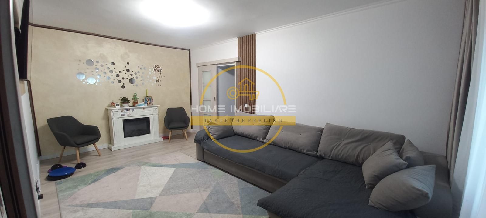 Apartament 4 camere, DC Et. 3/8 zona Rond Zimbru, vedere spre Biserica Catolica - Poză 1