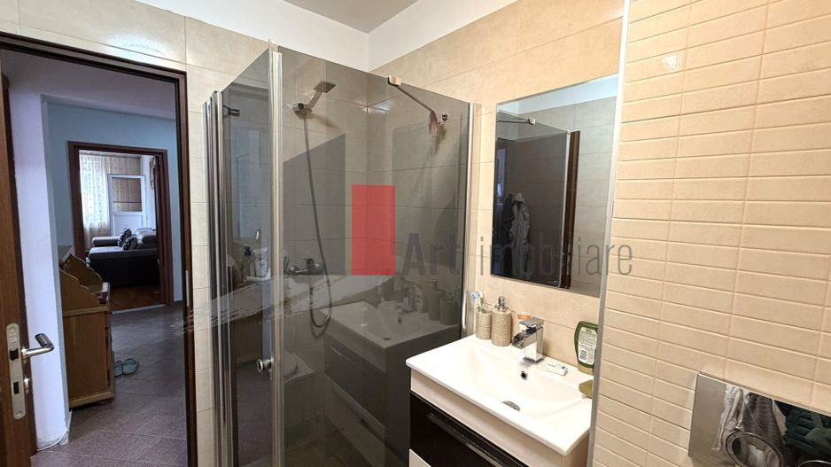 Apartament 4 camere zona Aparatorii Patriei\Berceni - Poză 16