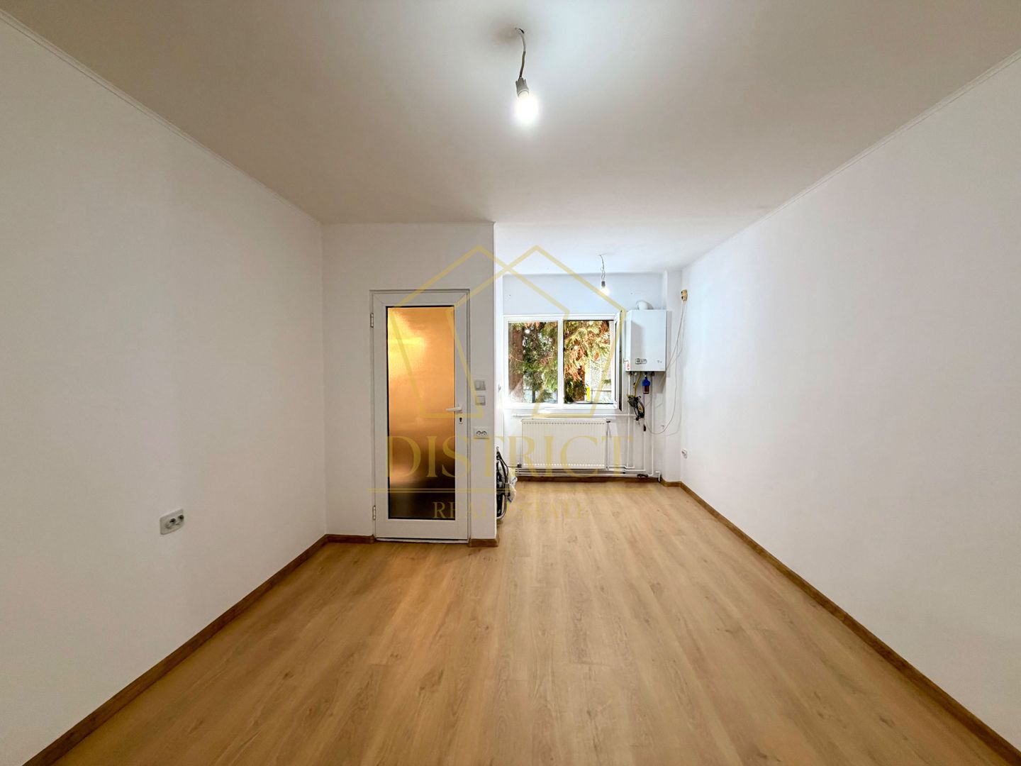 Garsoniera la parter înalt | Aradului - Poză 2