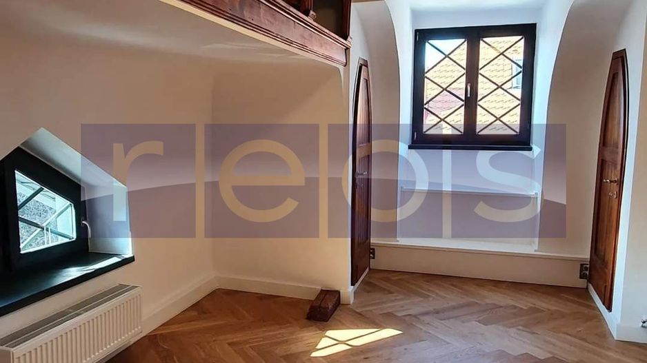 Vila Exclusivista zona Capitale - Poză 3