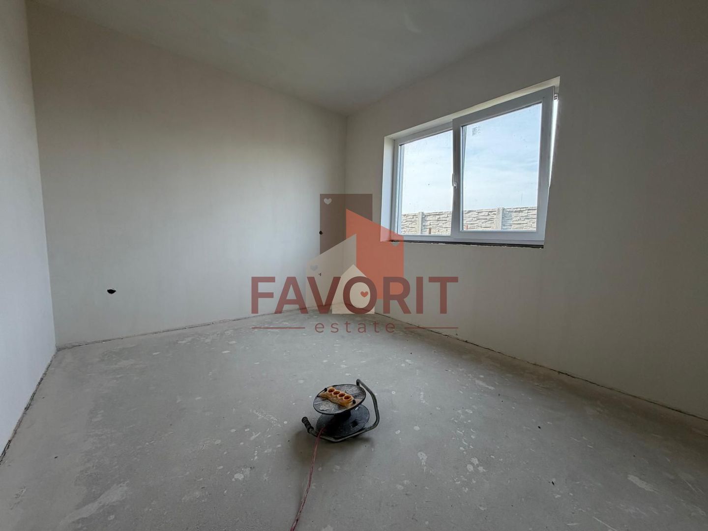 Triplex | 3 camere | Toate utilitatile | Asfalt | Parter + Mansarda | - Poză 5
