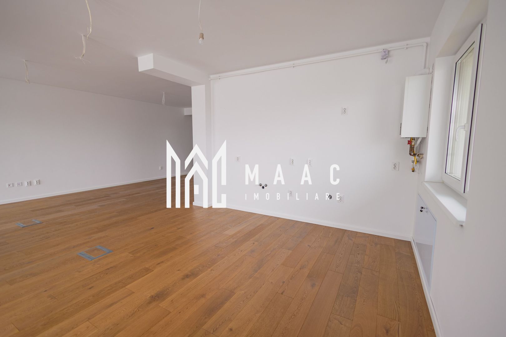 Penthouse | 4 camere | Balcon | Parcare | Terasa | D. Stanca - Poză 4