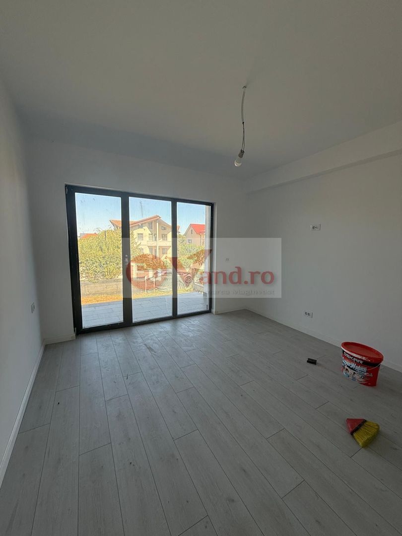 De vanzare – jumatate de duplex modern, parter + etaj | 150 mp utili | - Poză 9