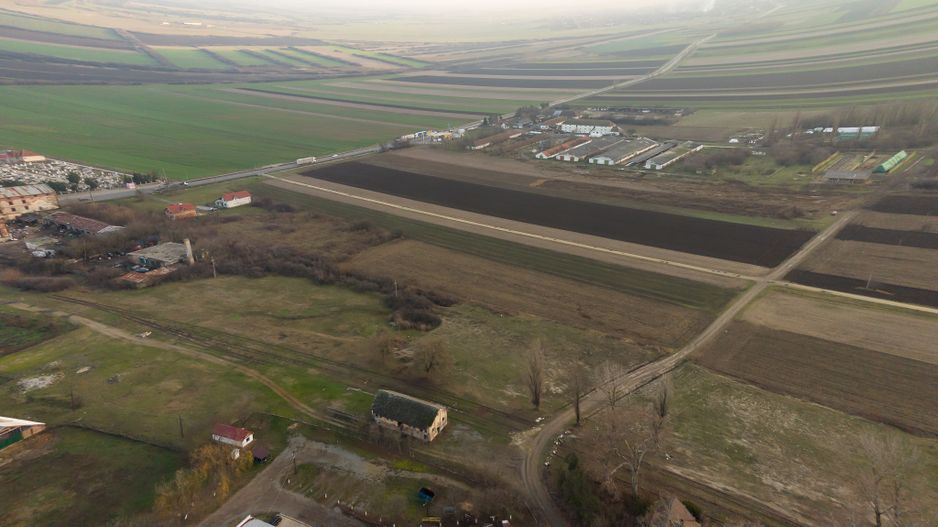 Teren de 444 mp la intrare în Chișineu Criș - Poză 3