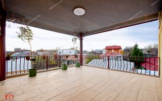Vanzare vilă in Galati, renovată complet in 2025, 3 nivele, cu terasa - Poză 1