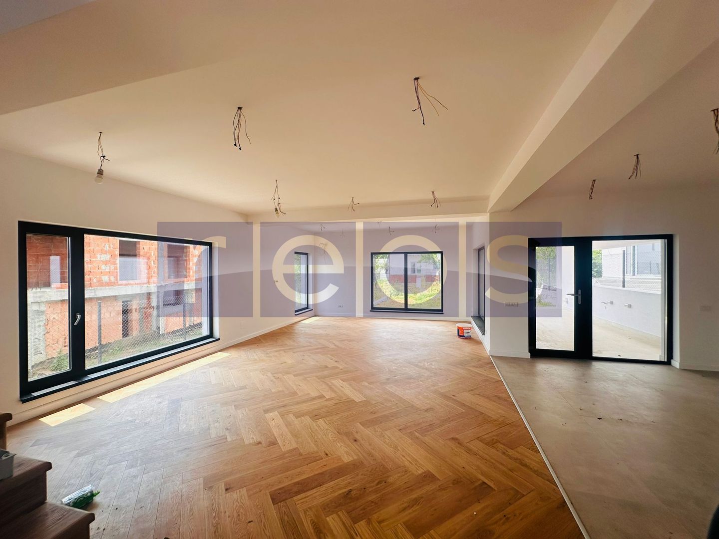 VILA DE VANZARE |  CORBEANCA | 5 CAMERE - Poză 8