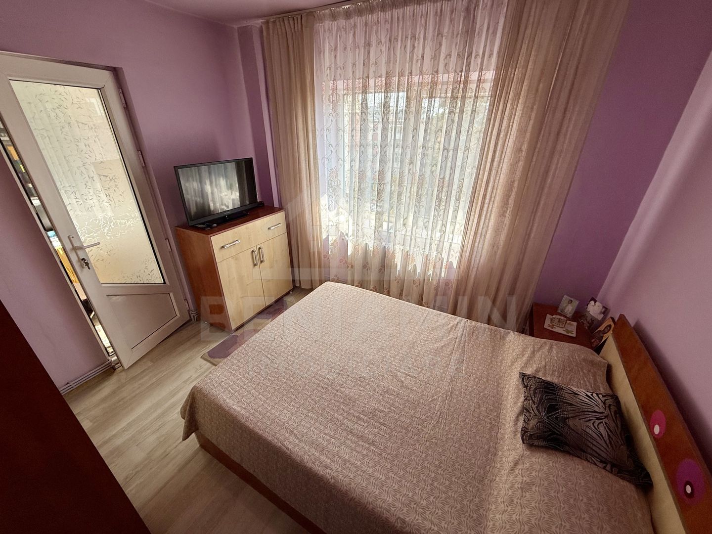3 camere - 76mp - centrala termica - trilateral - Craiovita Noua - Poză 5