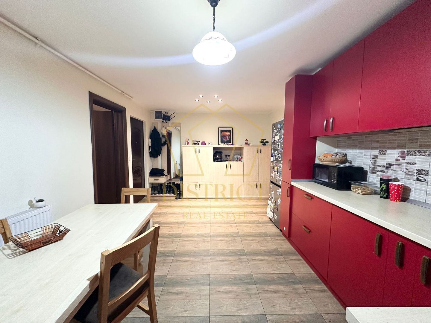 Apartament spatios cu 3 camere | Calea Sagului - Poză 11