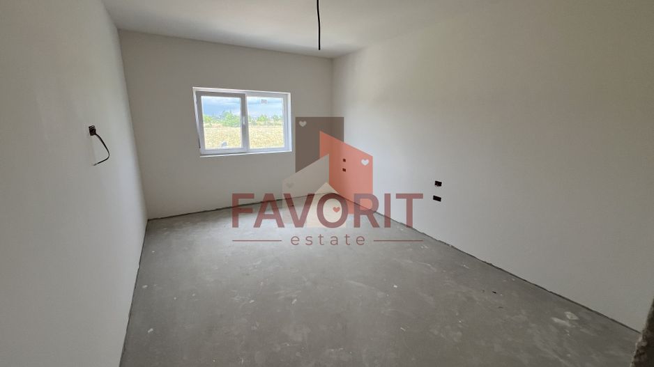 Duplex 4 camere despartit prin camera tehnica | Chisoda - Poză 12