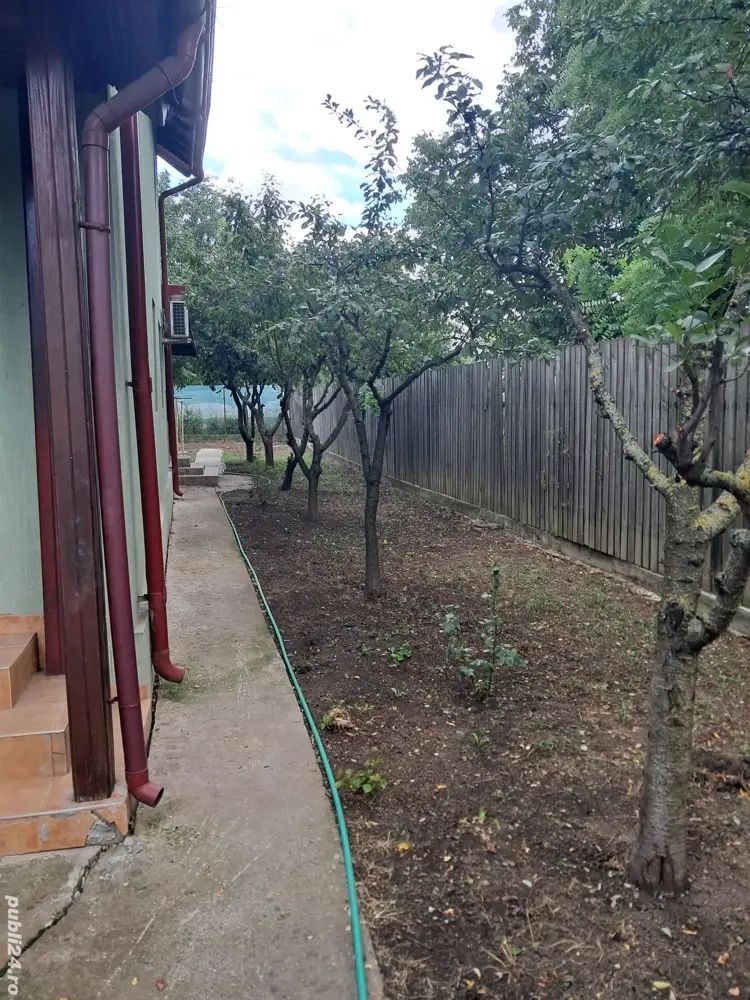Casă de vânzare P+1 în Otopeni   Zona centrala - Poză 8