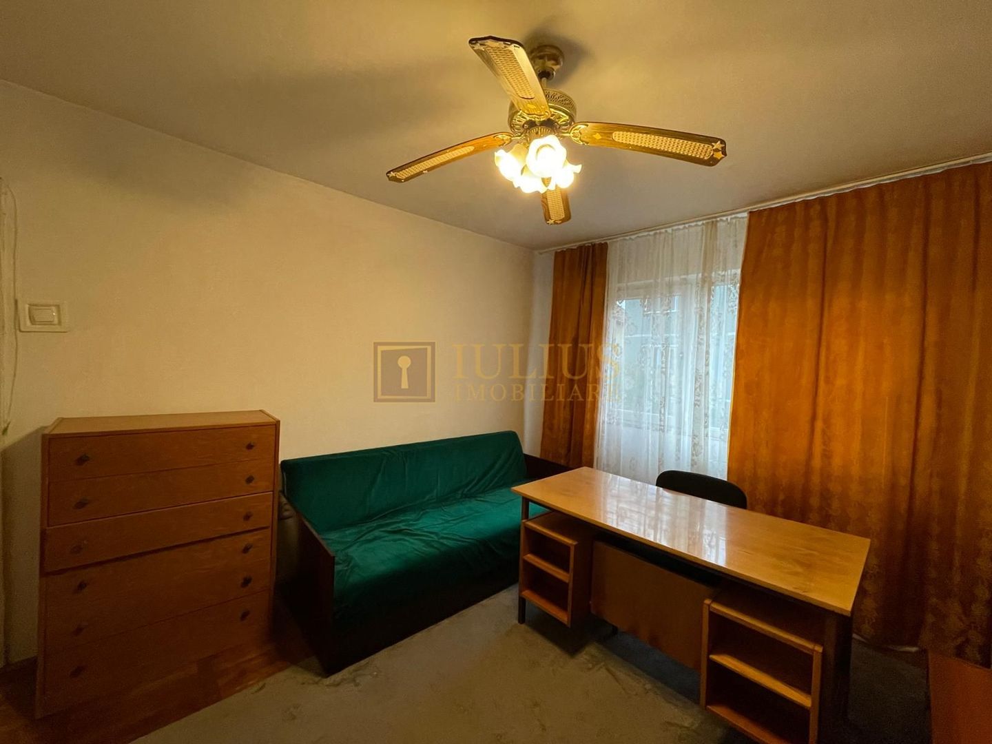 1 Camera ultracentral, in zona Medicina - Poză 3
