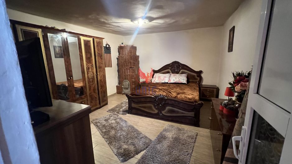 Casa Impartita in 3 Apartamente, Bariera Valcii - Poză 5