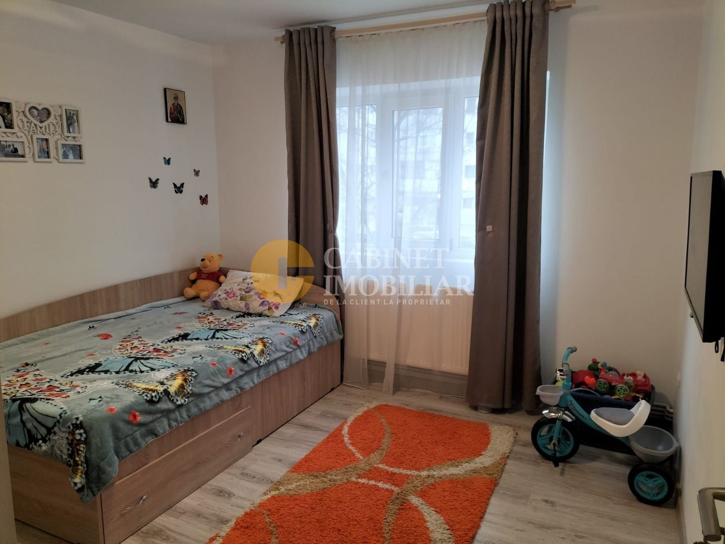 Etaj 1 Nicolina Prima Statie Apartament 2 Camere Decomandat Bloc 1983 - Poză 5