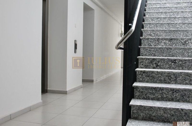 Soarelui complex Uranus Plaza. Aproape de Spitalul Judetean - Poză 14
