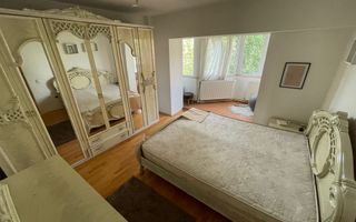 Nicolina- Eslanada - 3 Camere Decomandat Etaj 3 -Bloc 1991 - Poză 5